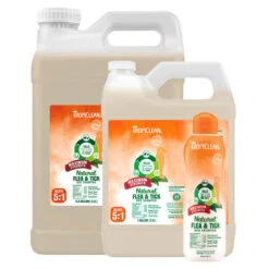 TropiClean Natural* Flea & Tick Maximum Strength Shampoo For Dogs