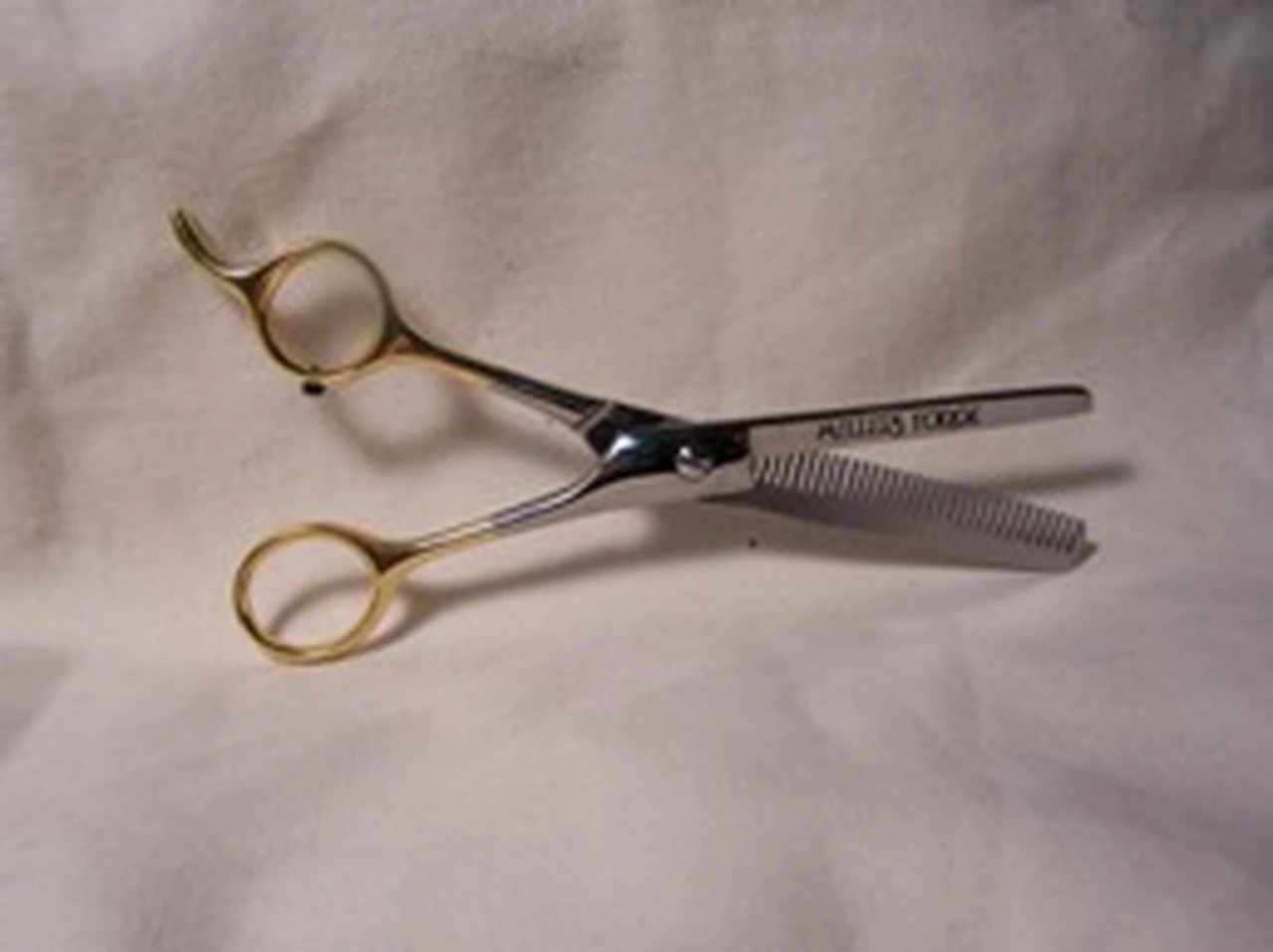 Millers Forge Feather Light 30 Tooth Thinning Shear 6.5" 1 Millers Forge Feather Light 30 Tooth Thinning Shear 6.5"